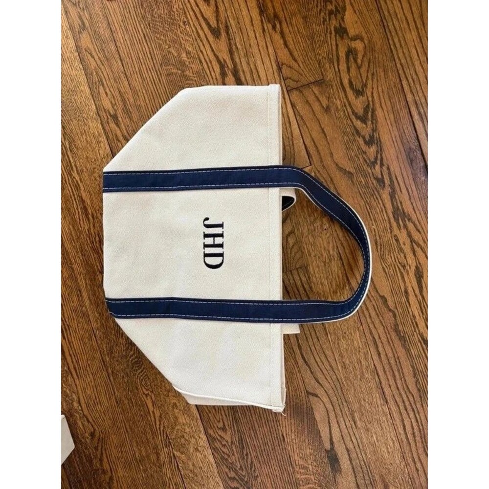 nwot L.L. Bean boat and tote canvas bag navy blue monogrammed "JHD"